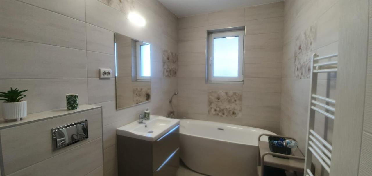 Viv Apartments 210 Floreşti Dış mekan fotoğraf